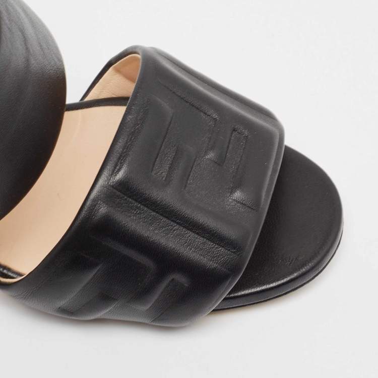 Pre Owned Fendi Black Leather Slide Sandals Size 37
