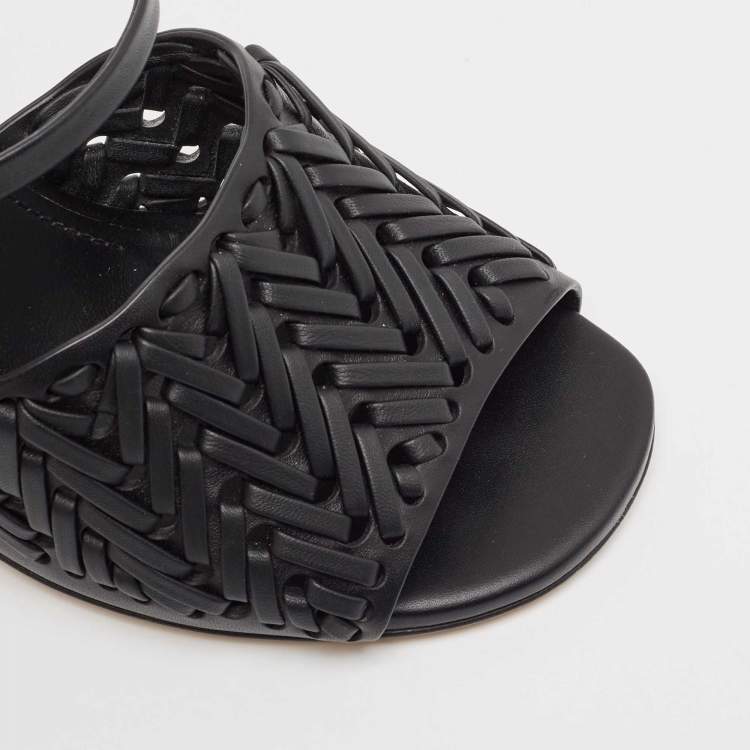 Pre Owned Fendi Black Leather Fendi First Ankle Strap Sandals Size 39
