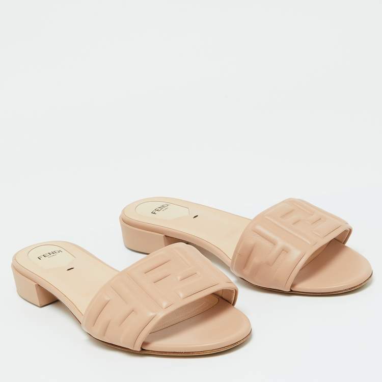 Pre Owned Fendi Beige Leather Logo Embossed Slide Flat Sandals Size 40
