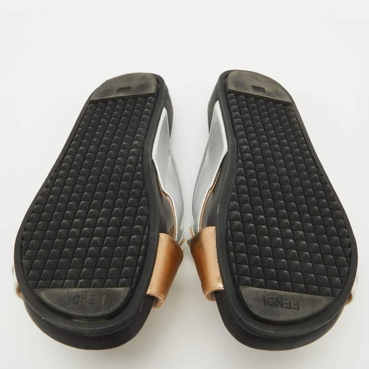 Pre Owned Fendi Silver/Gold Leather Flowerland Studded Criss Cross Flat Slide Sandals Size 39