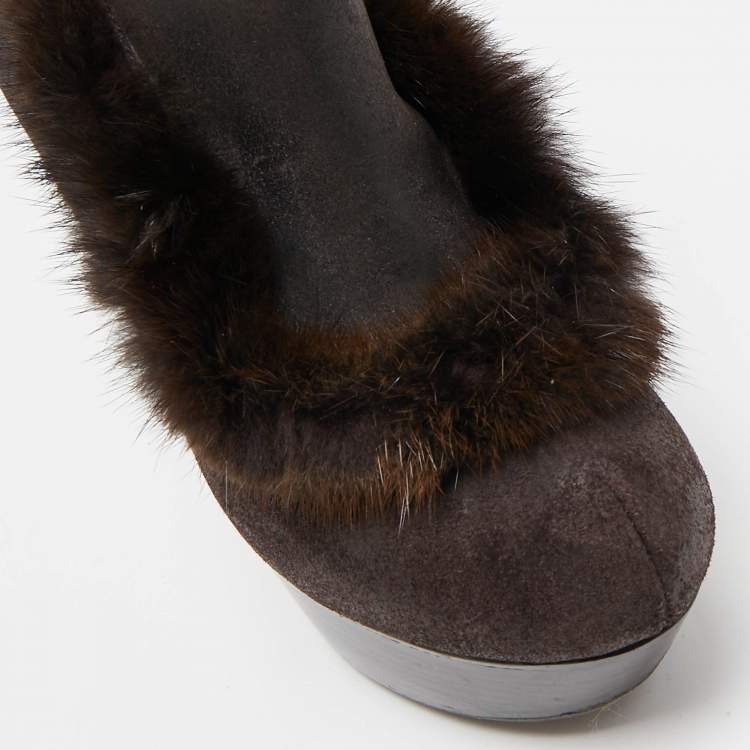 Pre Owned Fendi Brown Fur and Suede Fendista Ankle Length Boots Size 38