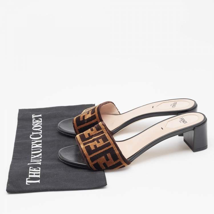 Pre Owned Fendi Two Tone Zucca Velvet Slide Sandals Size 39