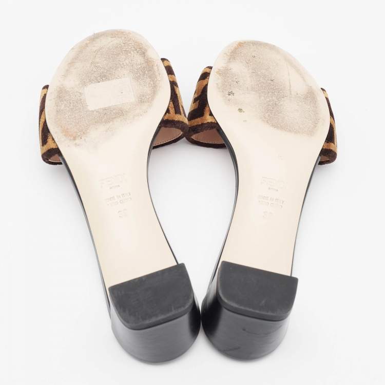 Pre Owned Fendi Two Tone Zucca Velvet Slide Sandals Size 39