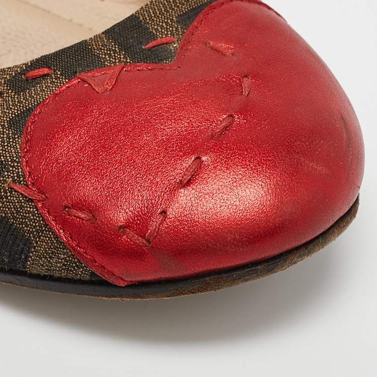 Pre Owned Fendi Brown/Red Zucca Canvas and Leather Heart Cap Toe Ballet Flats Size 40