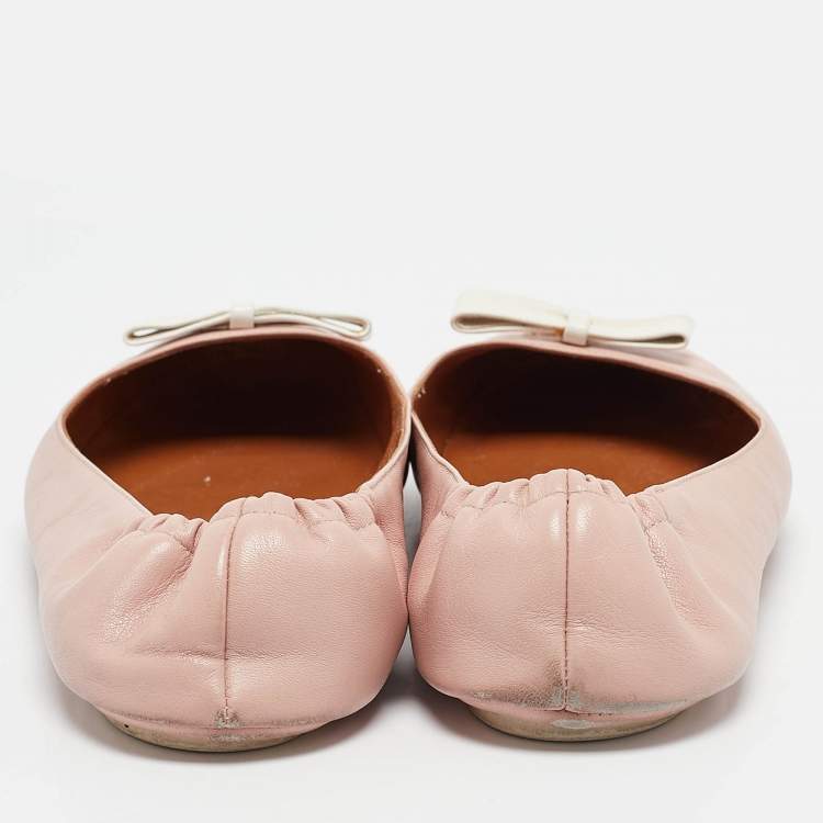 Pre Owned Fendi Beige Leather Let's Dance Bow Ballet Flats Size 38