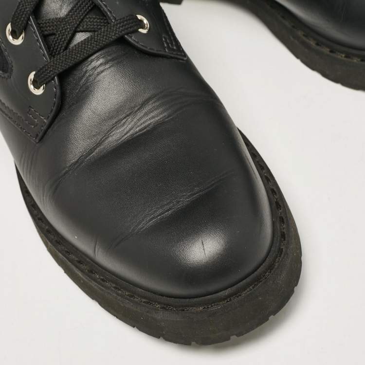 مملوكة مسبقًا Fendi Black Leather and Zucca Stretch Fabric Rockoko Combat Boots Size 39