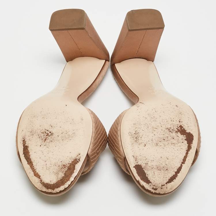 Pre Owned Fendi Beige Satin Logo Embroidered Slide Sandals Size 40
