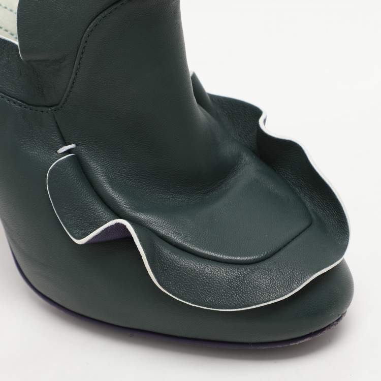 Pre Owned Fendi Green Leather Ruffled Leather Mules Size 37