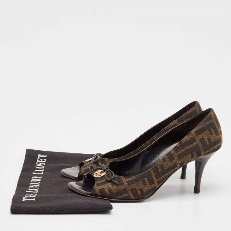 Pre Owned Fendi Brown Zucca Canvas Bow Peep Toe Pumps Size 40