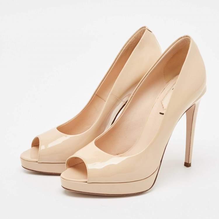 Pre Owned Fendi Beige Patent Leather Platform Peep Toe  Pumps Size 36