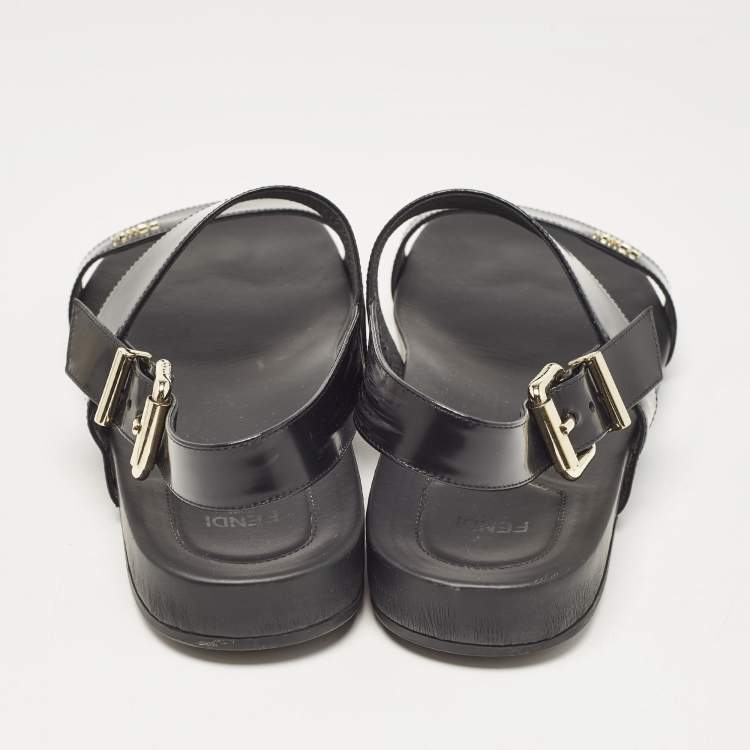 مملوكة مسبقًا Fendi Black Patent Leather Strap Buckle Flats Size 40