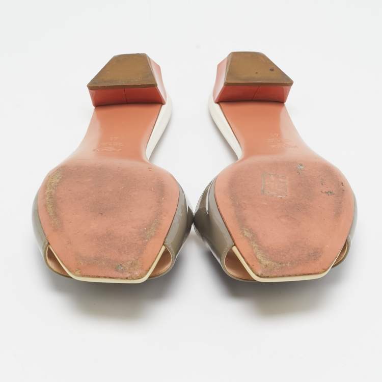 Pre Owned Fendi Grey Patent Leather Slide Sandals Size 41