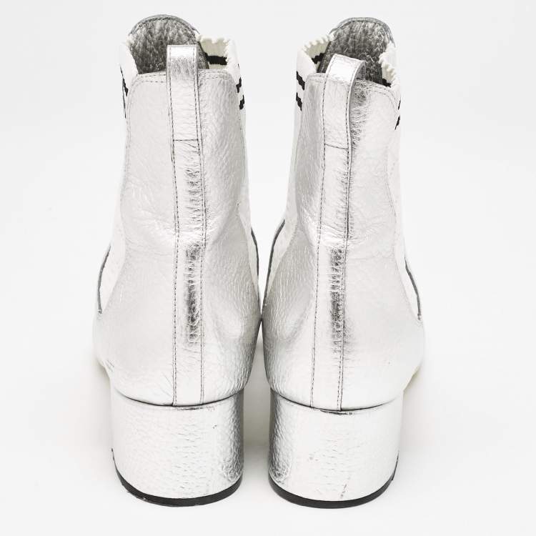 Pre Owned Fendi Silver/White Knit Fabric and Leather Sock Ankle Length Boots Size 38.5