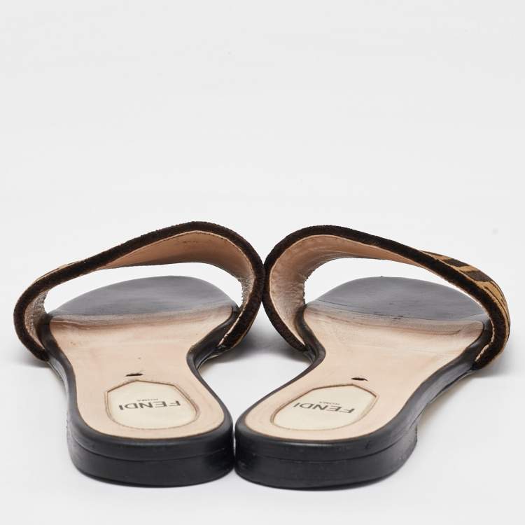 Pre Owned Fendi Brown Zucca Velvet Flat Slide Sandals Size 38.5