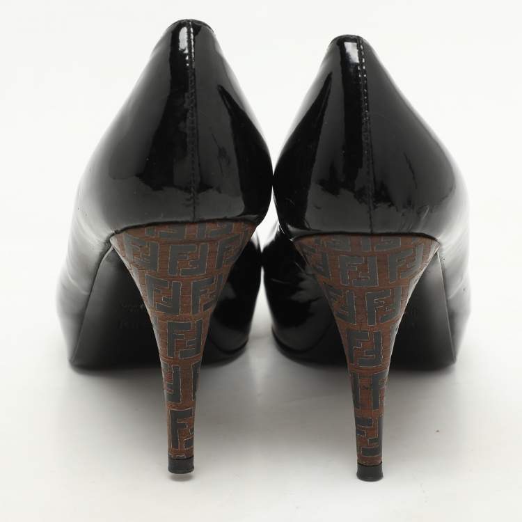 Pre Owned Fendi Black Patent Leather FF Heel Platform Pumps Size 39