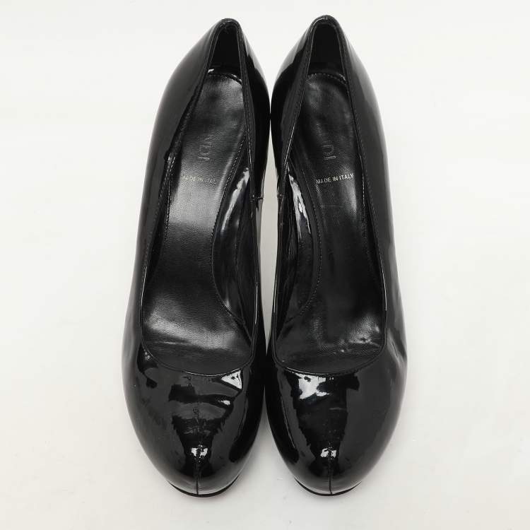 Pre Owned Fendi Black Patent Leather FF Heel Platform Pumps Size 39