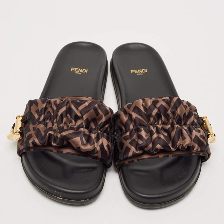 Pre Owned Fendi Black/Green Satin FF Logo Slides Size 40