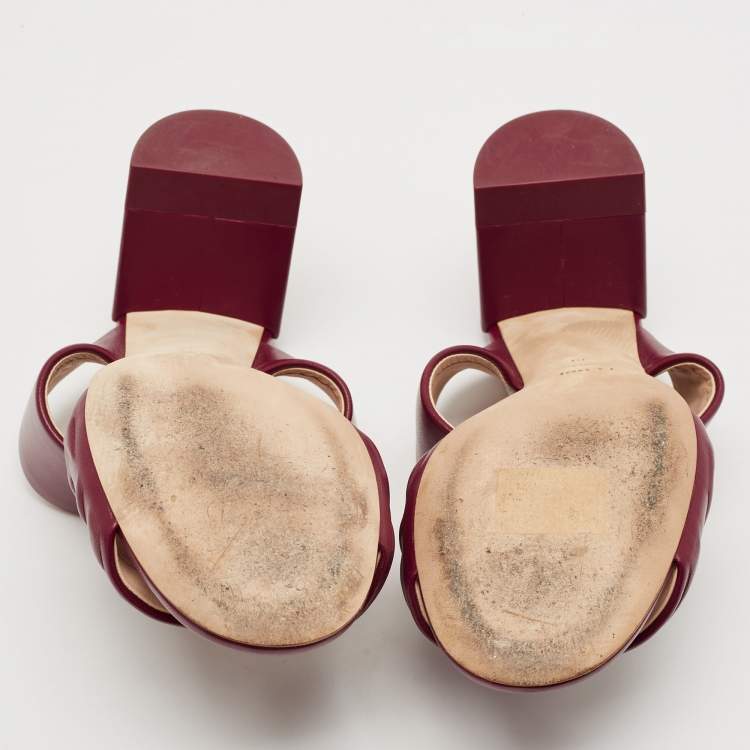 Pre Owned Fendi Burgundy Leather FF Embossed Logo Mules Size 39