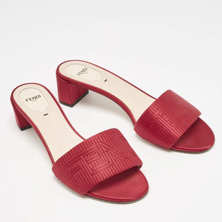 Pre Owned Fendi Red Satin Logo Embroidered Block Heel Slide Sandals Size 40