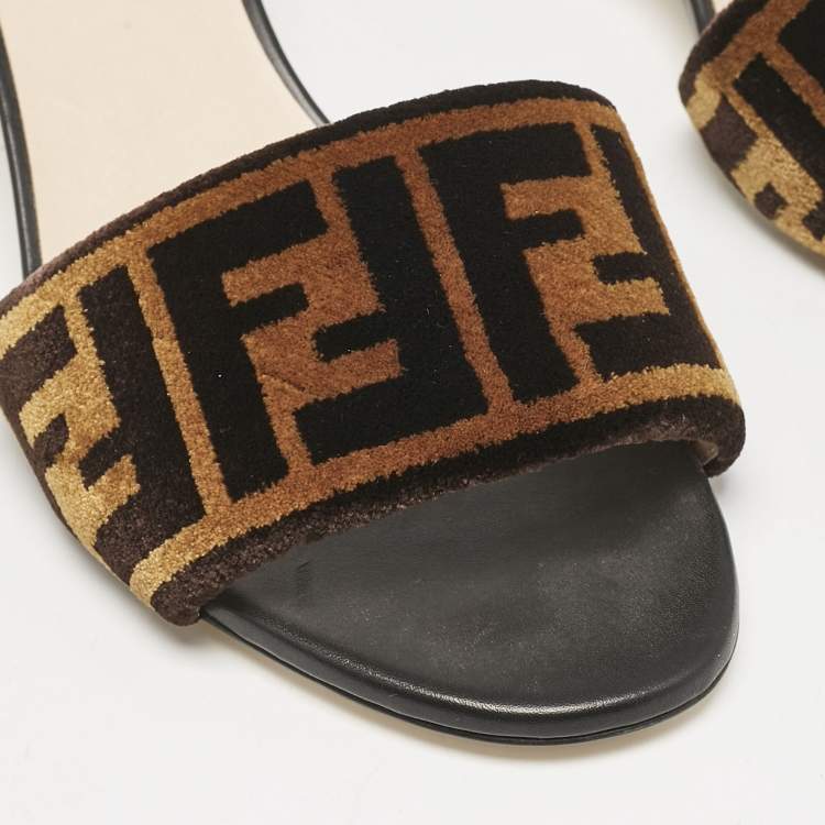Pre Owned Fendi Black/Brown Zucca Velvet Slide Sandals Size 39