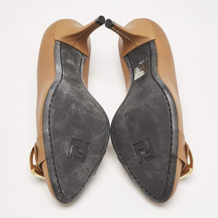 Pre Owned Fendi Brown Leather Chameleon Buckle Detail Pumps Size 36