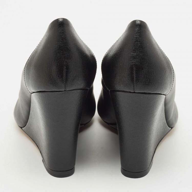 Pre Owned Fendi Black Leather Wedge Pumps Size 36