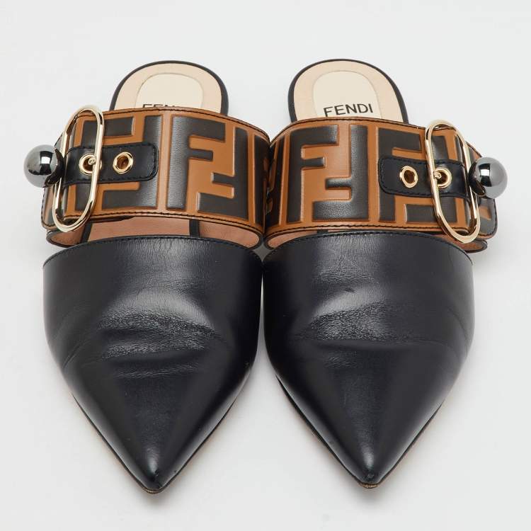 Pre Owned Fendi Black/Brown Zucca Leather Pointed Toe Flat Mules Size 36