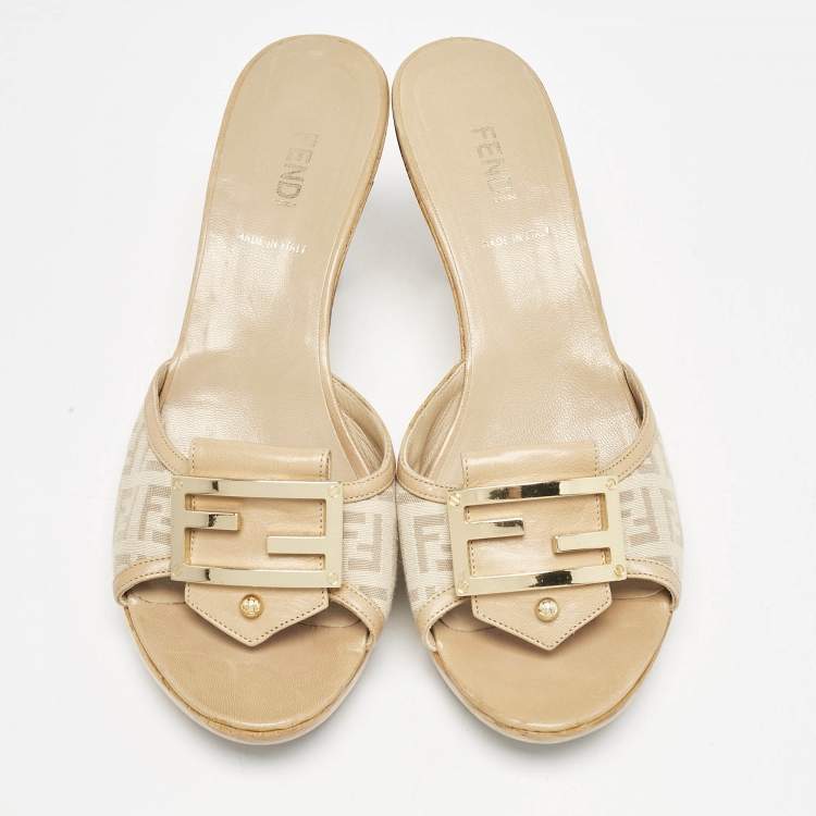 Pre Owned Fendi Beige Zucchino Canvas and Leather FF Buckle Slide Sandals Size 38.5