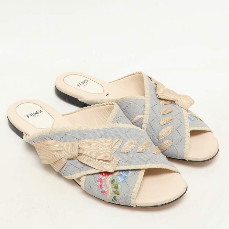 Pre Owned Fendi Multicolor Knit Fabric Criss Cross Bow Flat Slides Size 39
