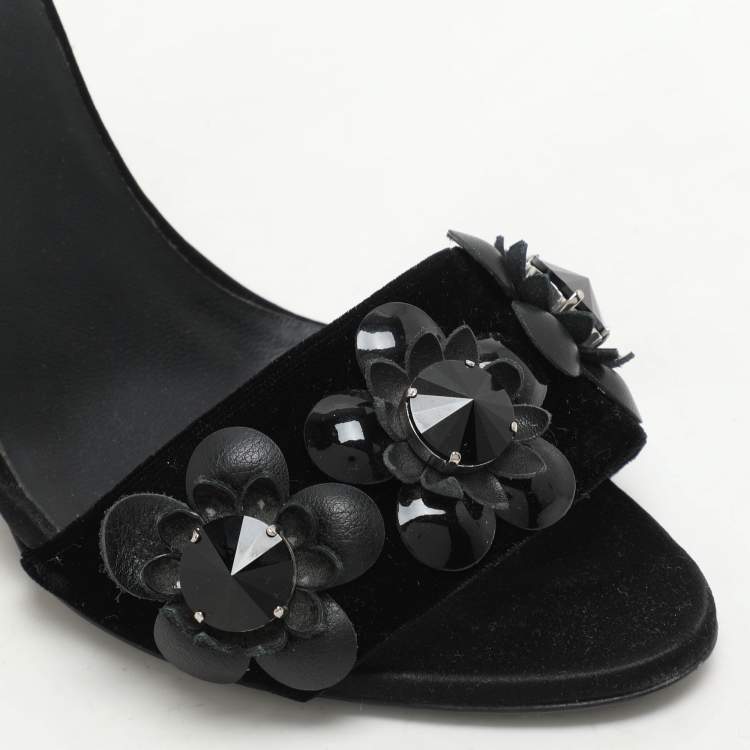 Pre Owned Fendi Black Patent Leather and Velvet Flowerland Ankle Strap Sandals Size 38.5