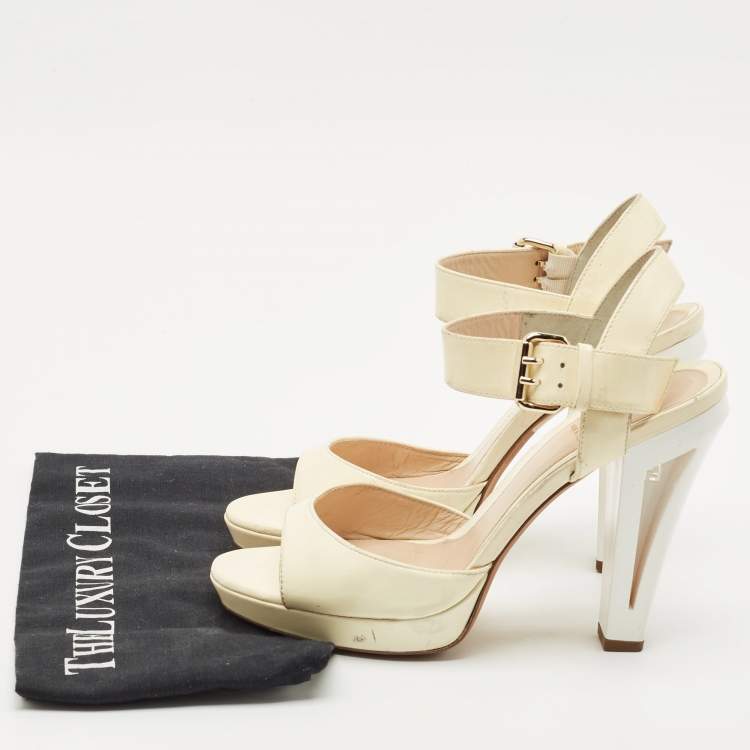 Pre Owned Fendi Beige/White Patent Leather Open Toe Ankle Strap Sandals Size 40