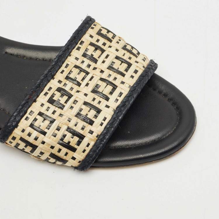 Pre Owned Fendi Black/Cream Woven Raffia and Leather FF Flat Slides Size 41