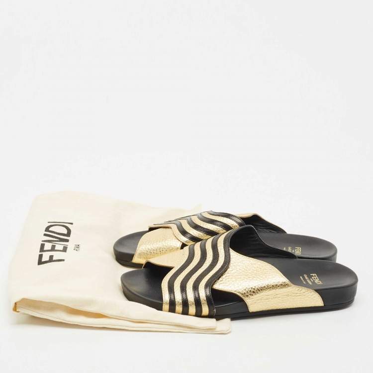 Pre Owned Fendi Black/Gold Leather Slide Flat Sandals Size 37.5