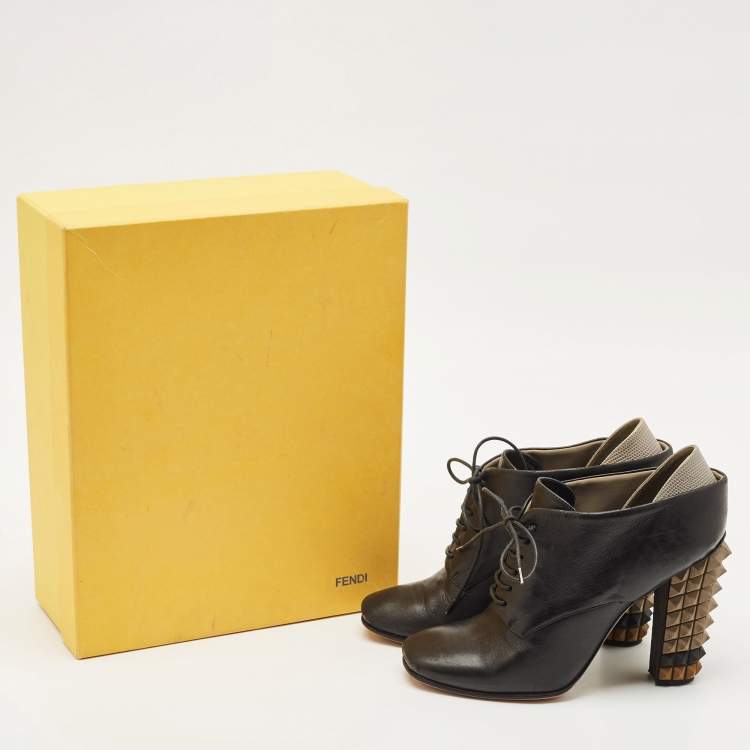 Pre Owned Fendi Black Leather Lace up  Polifonia Ankle Boots Size 38.5