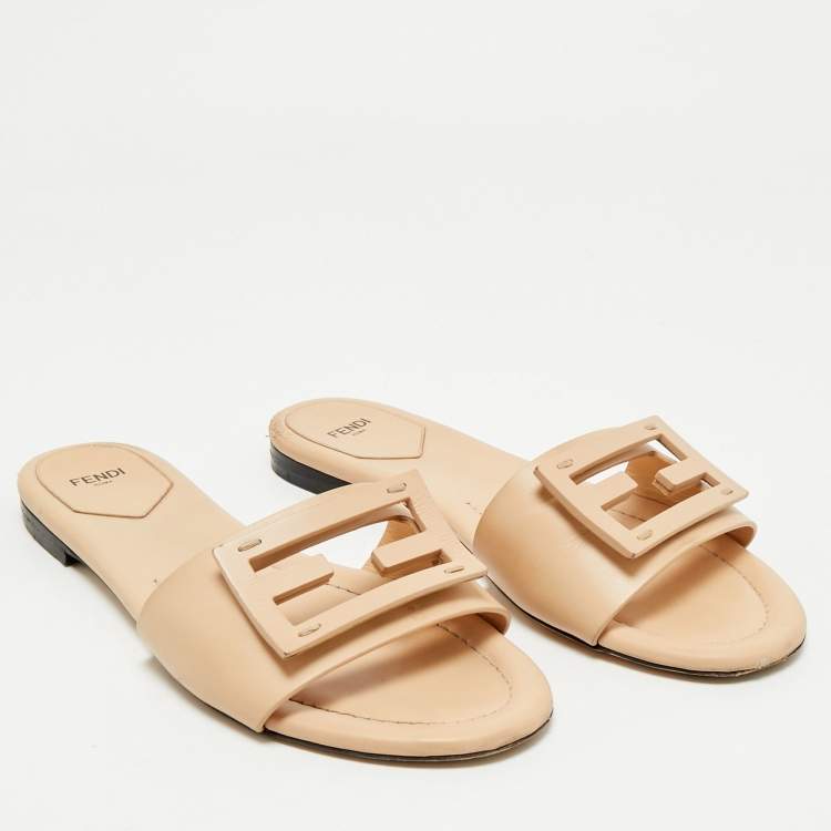 Pre Owned Fendi Beige Leather FF Flat Slides Size 39.5