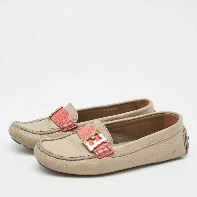 Pre Owned Fendi Grey Leather FF Logo Loafers Size 37.5