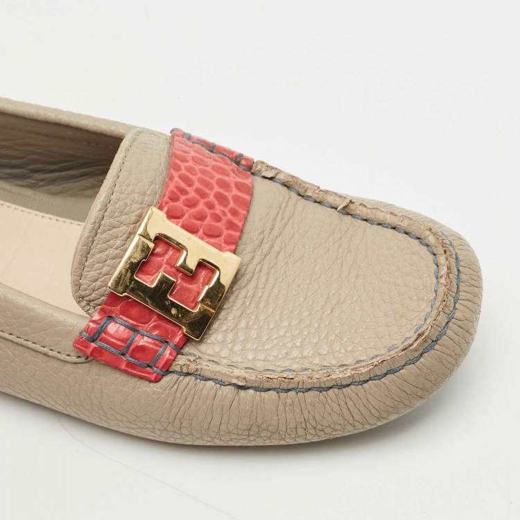 Pre Owned Fendi Grey Leather FF Logo Loafers Size 37.5