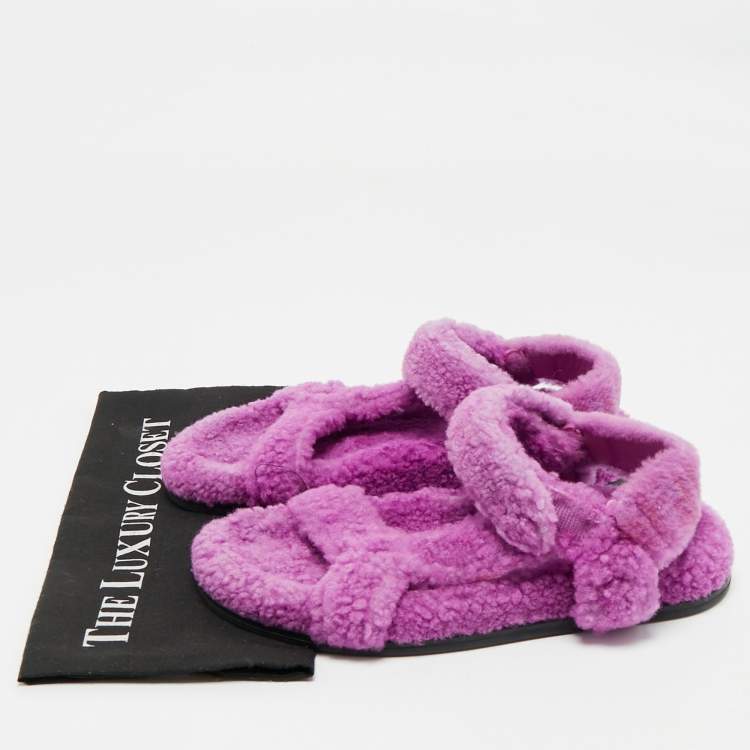Pre Owned Fendi Purple  Shearling Fur Ankle Strap Flat Sandals Size 39