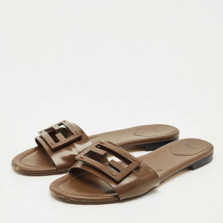 Pre Owned Fendi Dark Brown Leather Logo Flat Slide Sandals Size 41