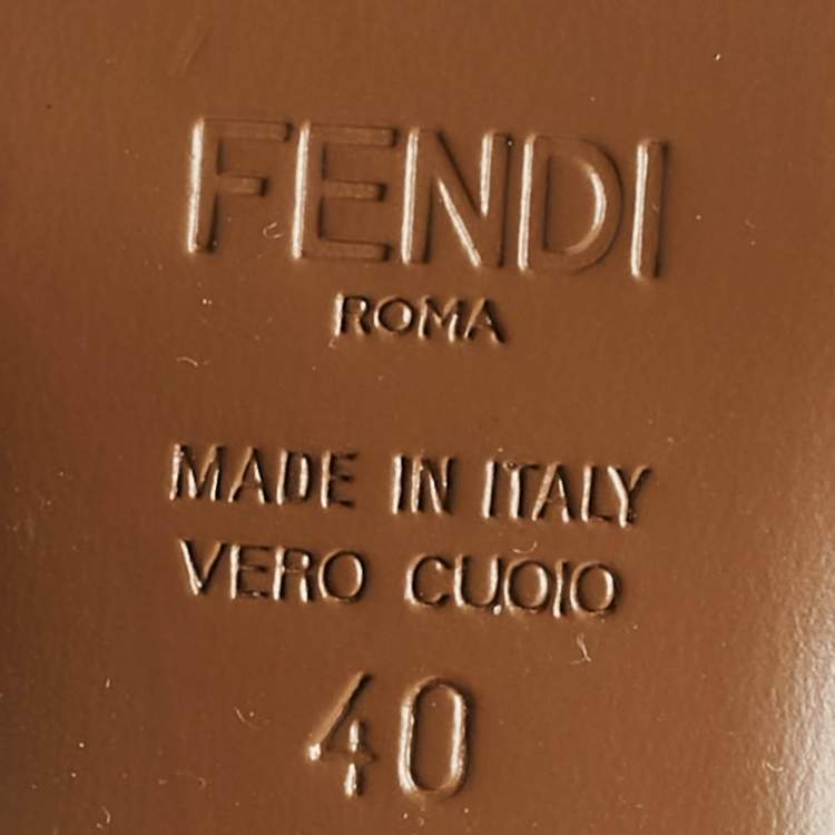 مملوكة مسبقًا Fendi Black Zucca Mesh Colibri Slingback Pumps Size 40