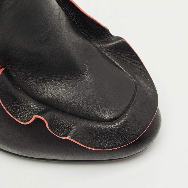 Pre Owned Fendi Black Ruffled Leather Mules Size 38