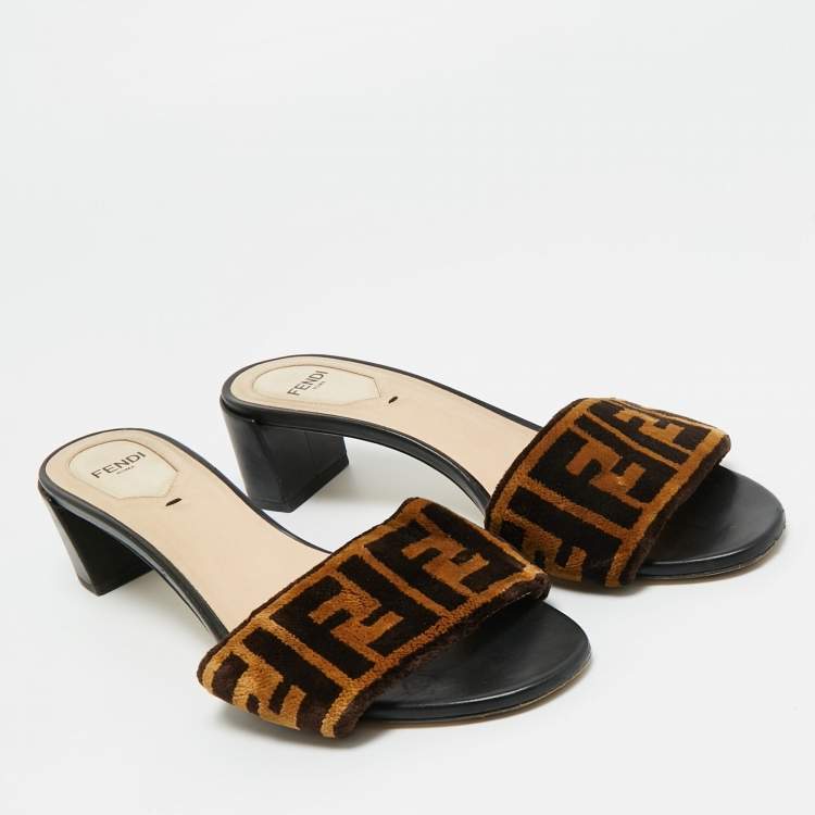 Pre Owned Fendi Black/Brown Zucca Velvet Slide Sandals Size 38