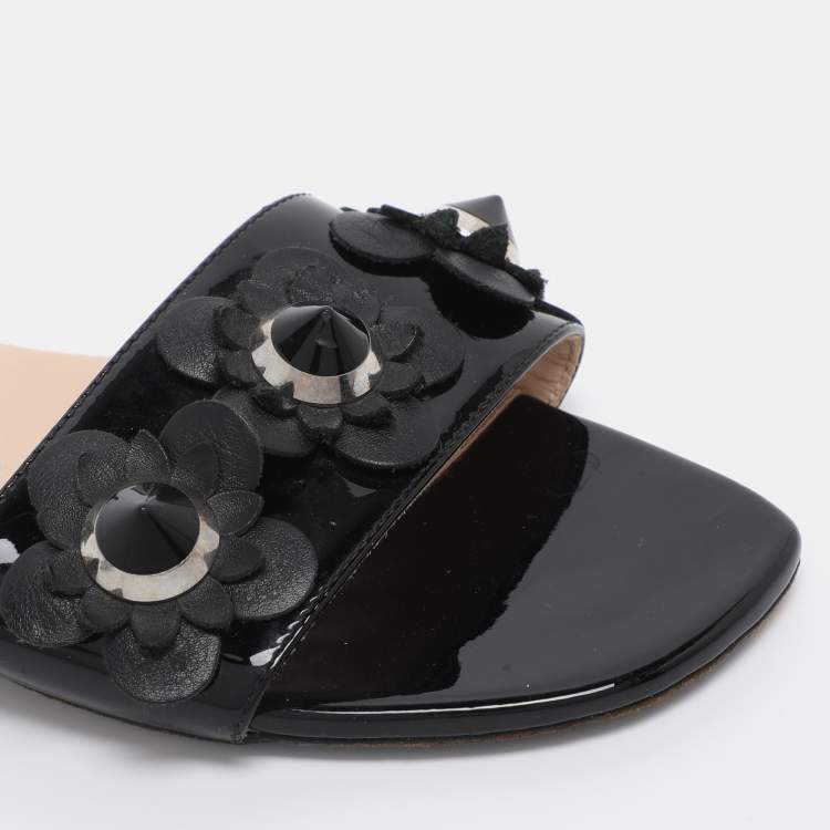 Pre Owned Fendi Black Patent Leather Flower Stud Flat Slides Size 38  