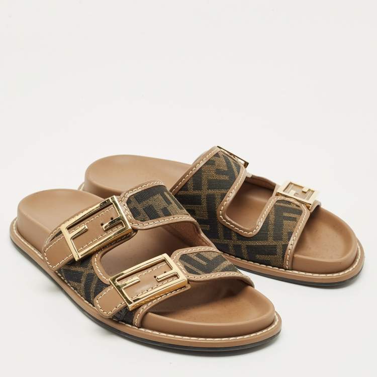 Pre Owned Fendi Brown Zucca Canvas and Leather Feel Flat Sandals Size 35
