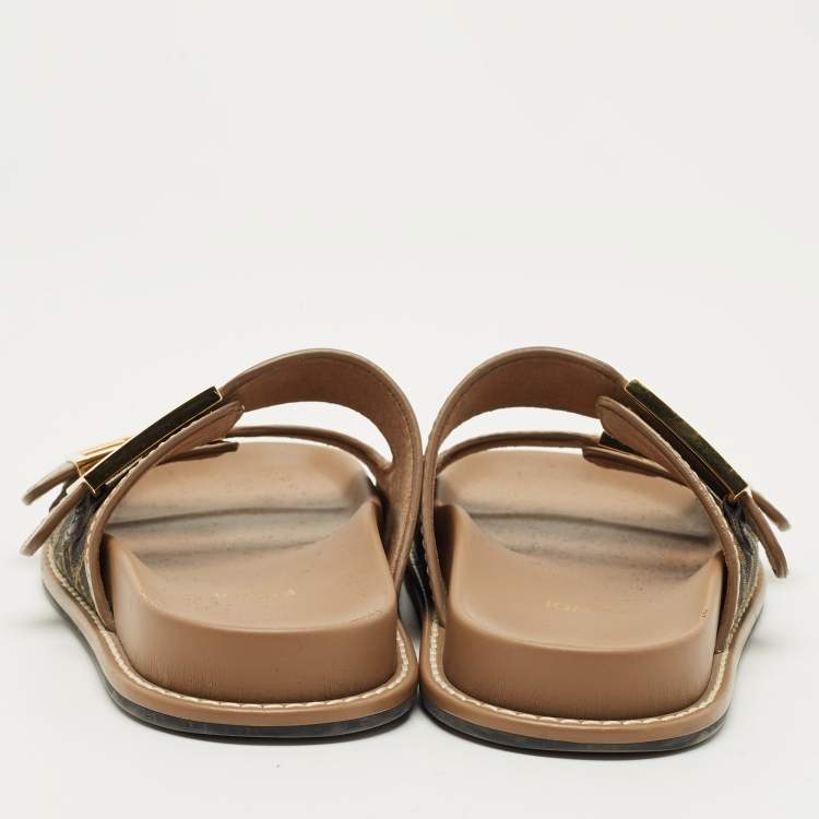 Pre Owned Fendi Brown Zucca Canvas and Leather Feel Flat Sandals Size 35