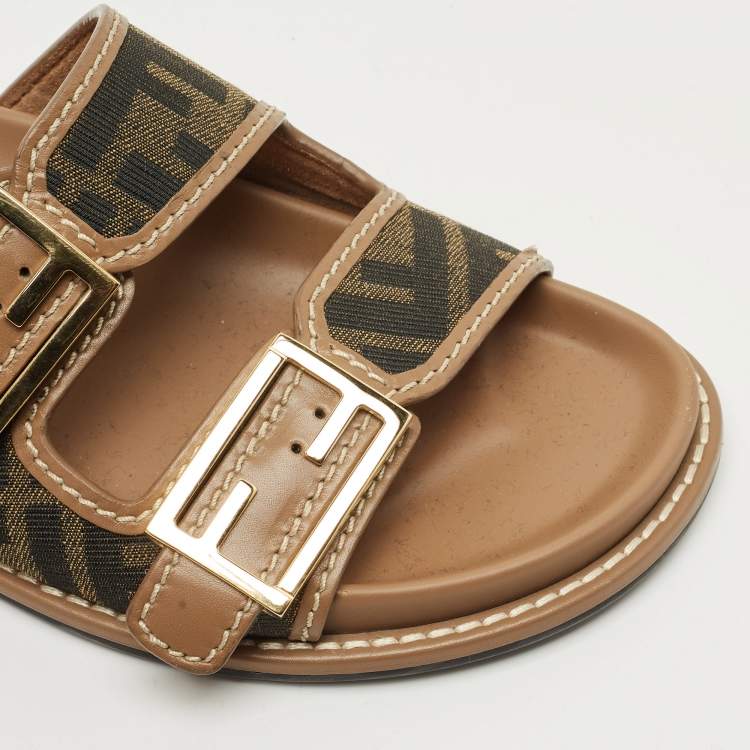 Pre Owned Fendi Brown Zucca Canvas and Leather Feel Flat Sandals Size 35