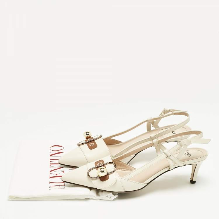 Pre Owned Fendi Cream Leather Pointed Toe Slingback  Pump Size 39