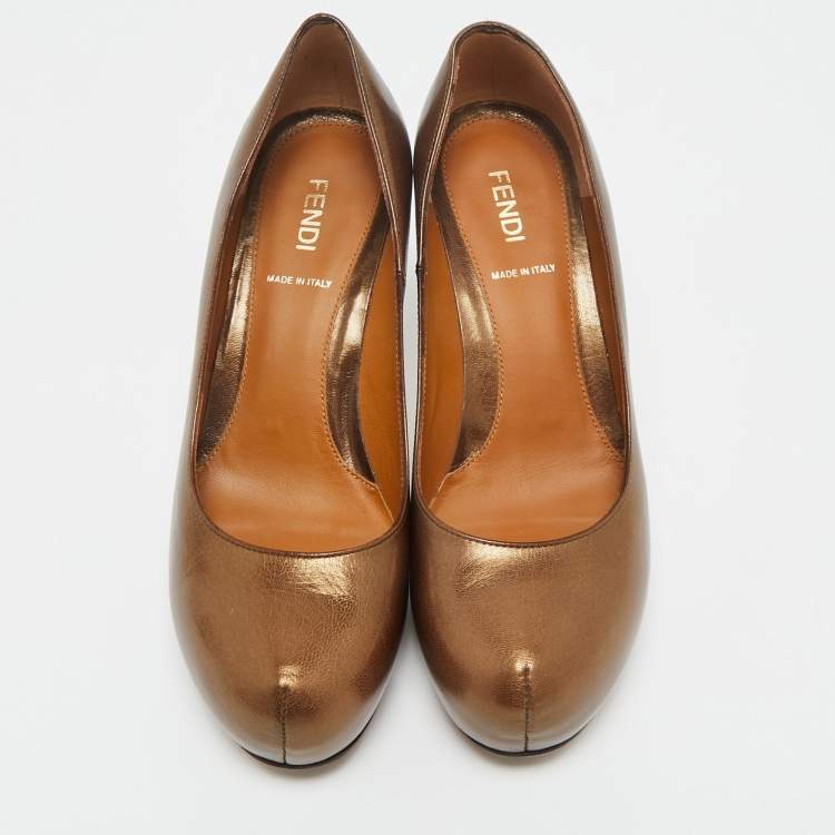 Pre Owned Fendi Metallic Bronze Leather Platform FF Pumps Size 36