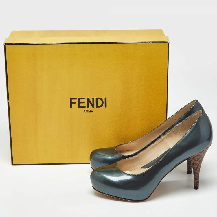 مملوكة مسبقًا Fendi Grey Patent Leather Platform Round Toe Pumps Size 36