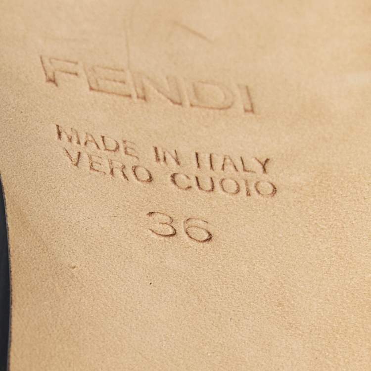 مملوكة مسبقًا Fendi Grey Patent Leather Platform Round Toe Pumps Size 36